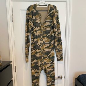 Large Carhartt union suit. Camp pattern. In great shape.